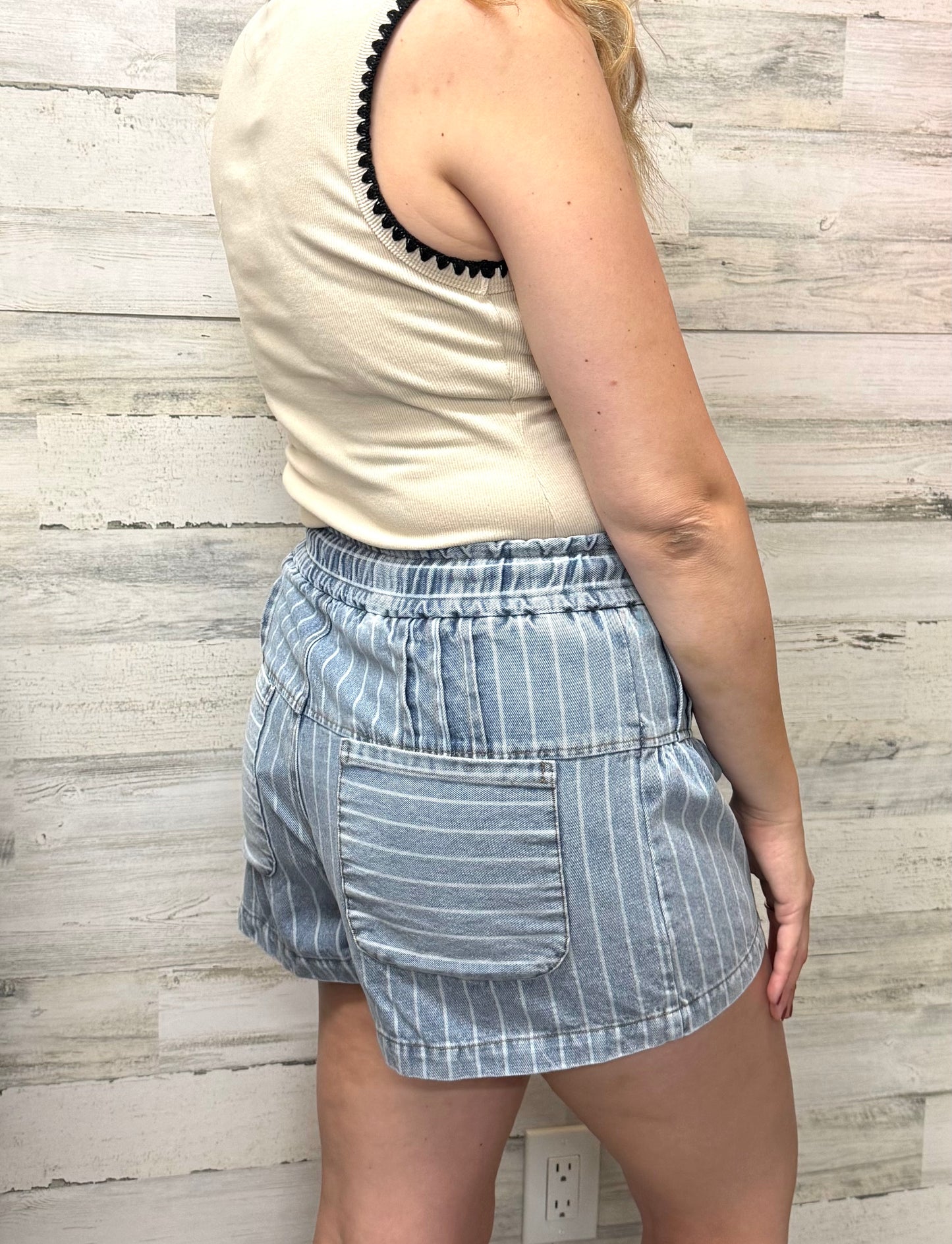 Striped Denim Frill Shorts