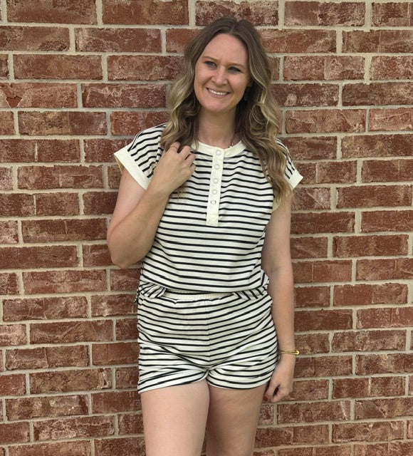 Black and White Stripe Set