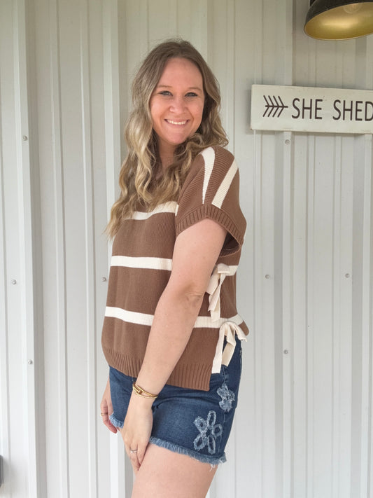 Brown Stripe Side Tie