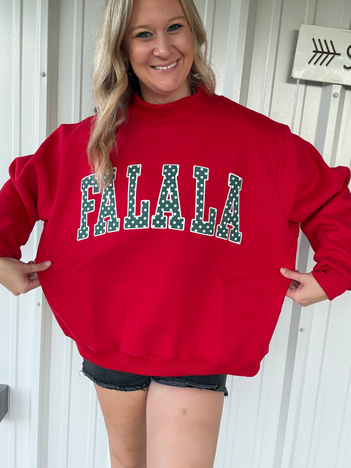 Fa la la Mock Neck