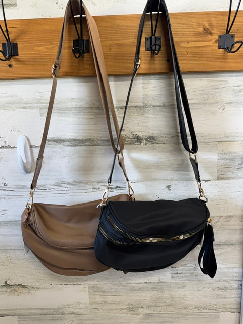 Crossbody purse