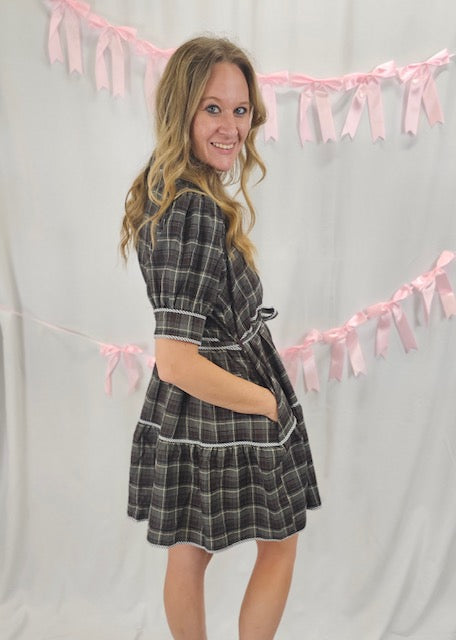 Plaid tie front dress